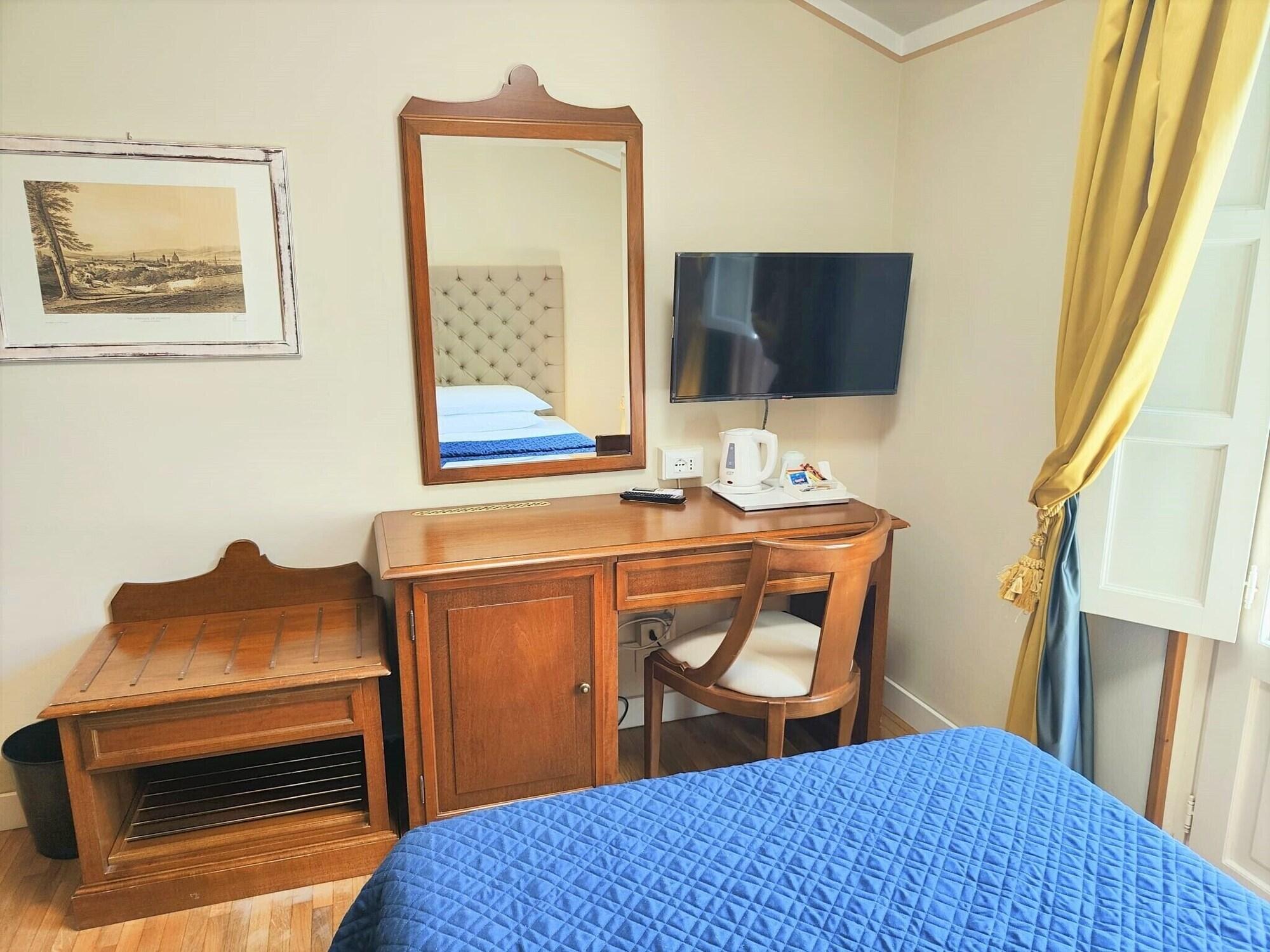 Hotel Europa Camaiore Bagian luar foto