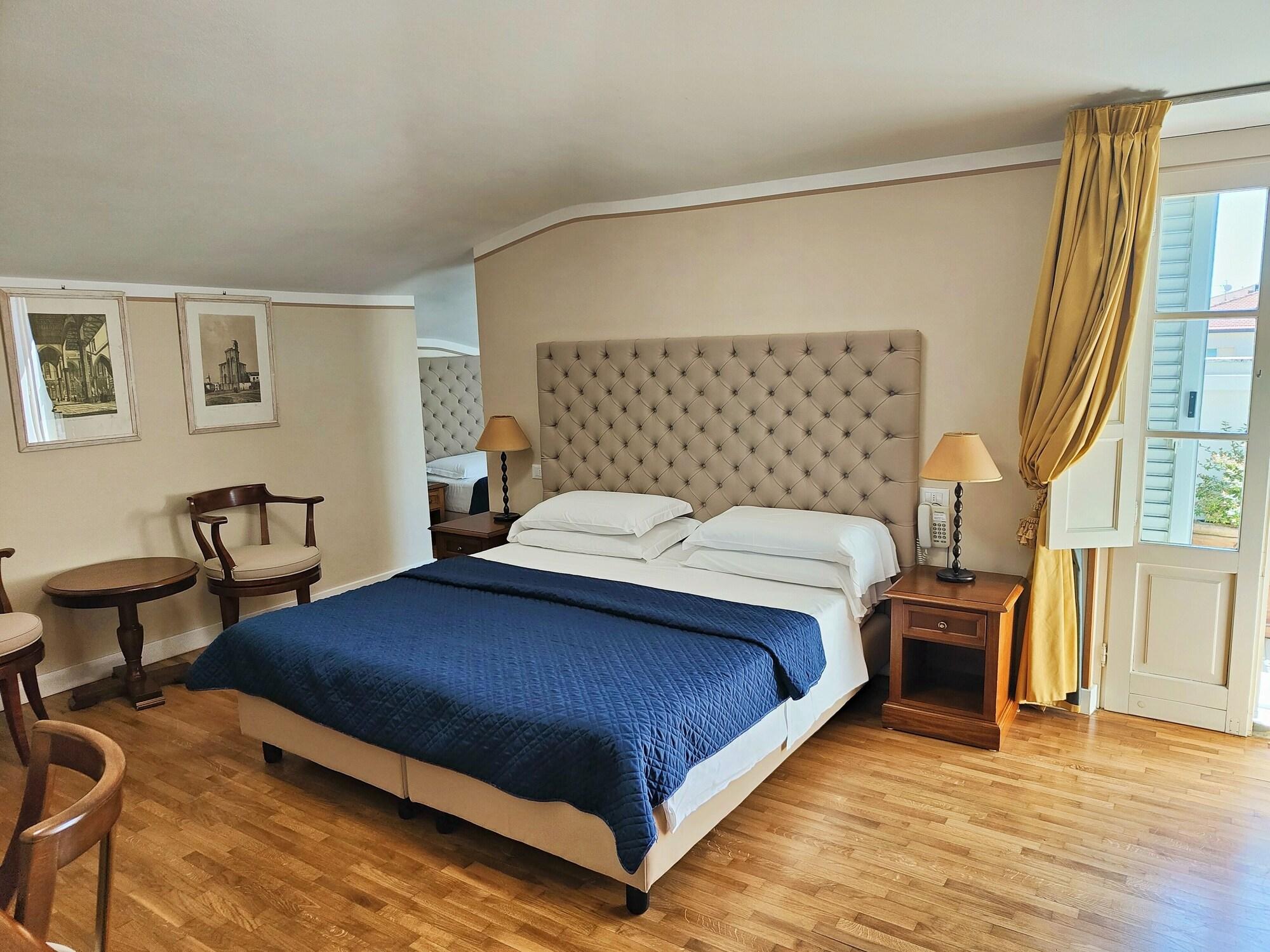 Hotel Europa Camaiore Bagian luar foto